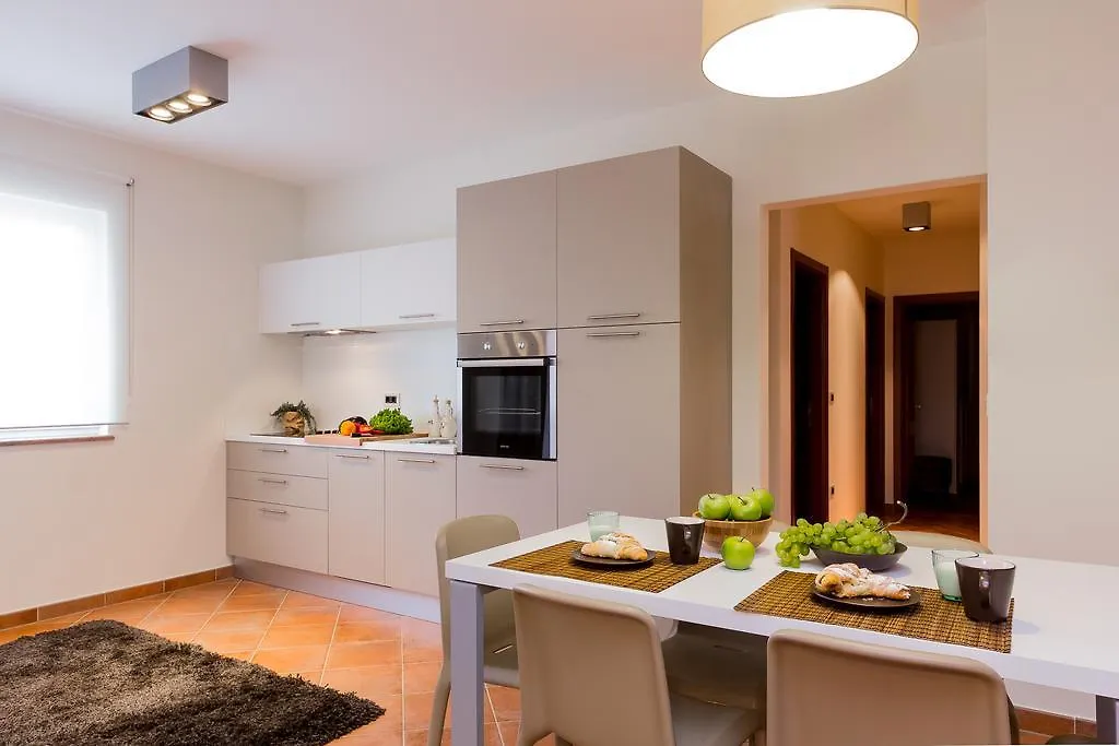 Apartments Stella Rovinjsko Selo